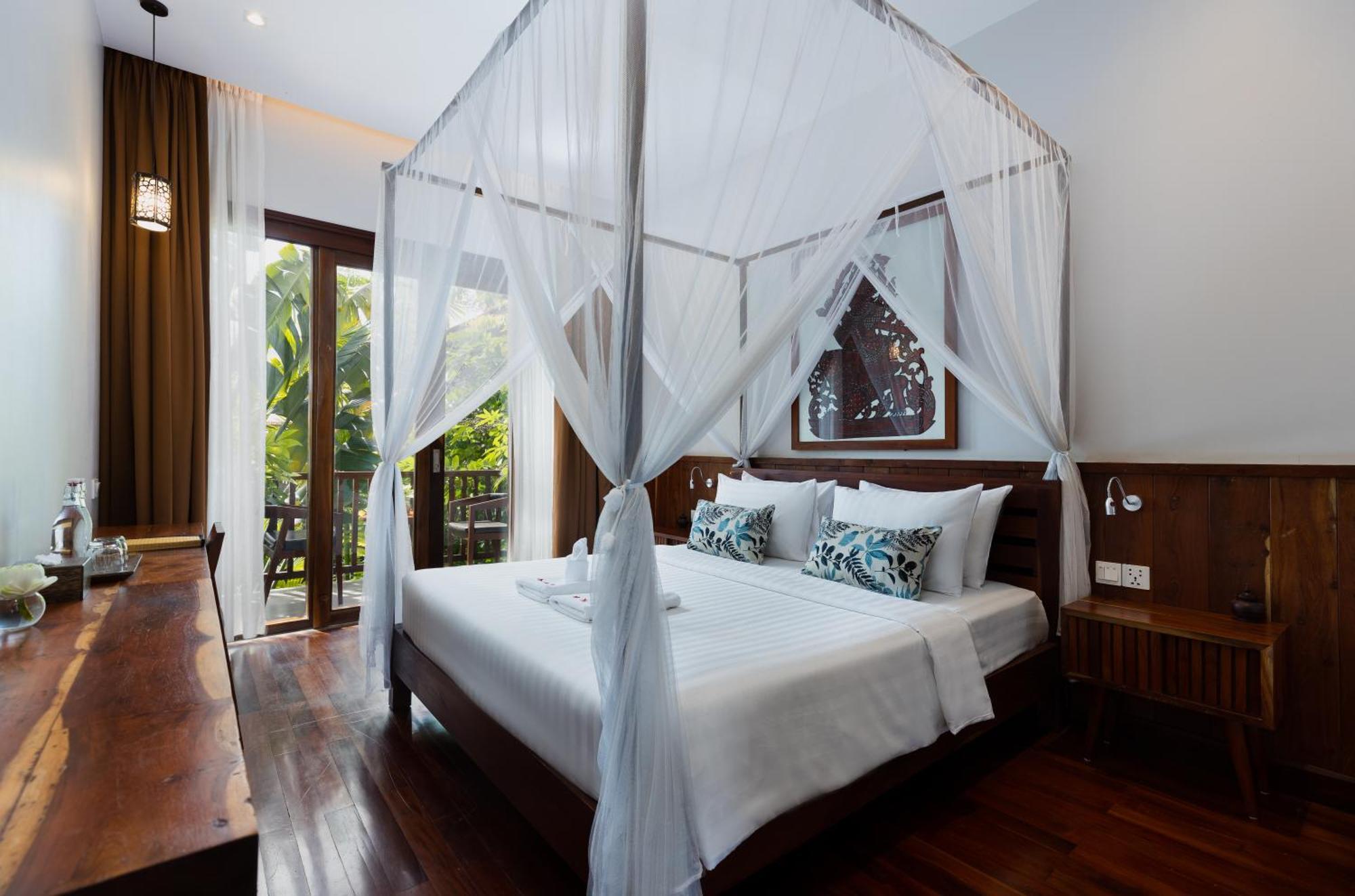 Golden Vishnu Villa Siem Reap Exterior photo